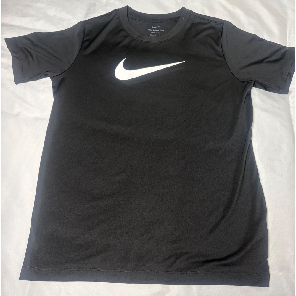 Nike Dri-FIT T-Shirt Boys XL Black Excellent Swoosh Performance Tee